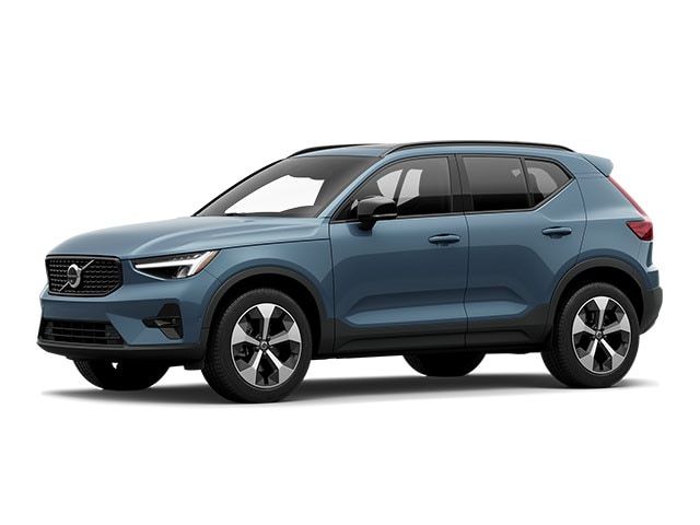 2024 Volvo XC40 Plus Dark Theme