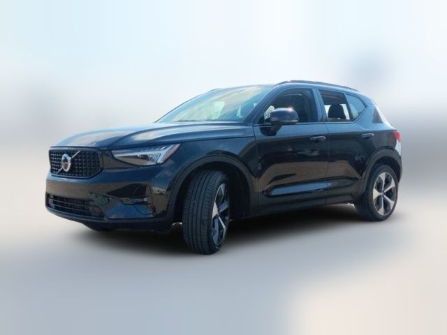 2024 Volvo XC40 Plus Dark Theme