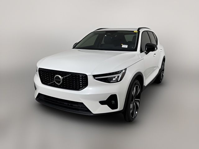 2024 Volvo XC40 Plus Dark Theme