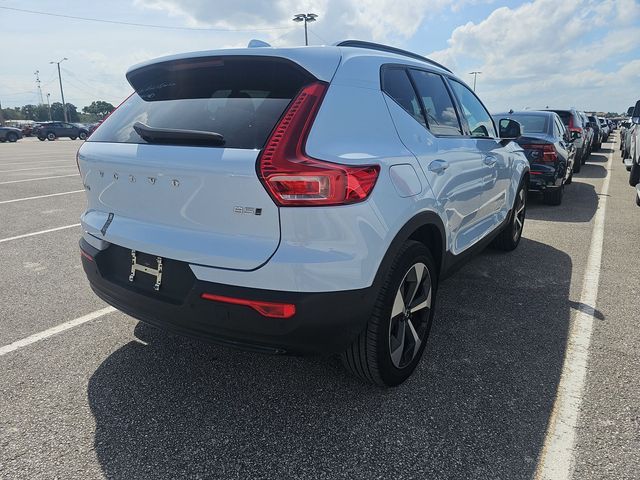 2024 Volvo XC40 Plus Dark Theme