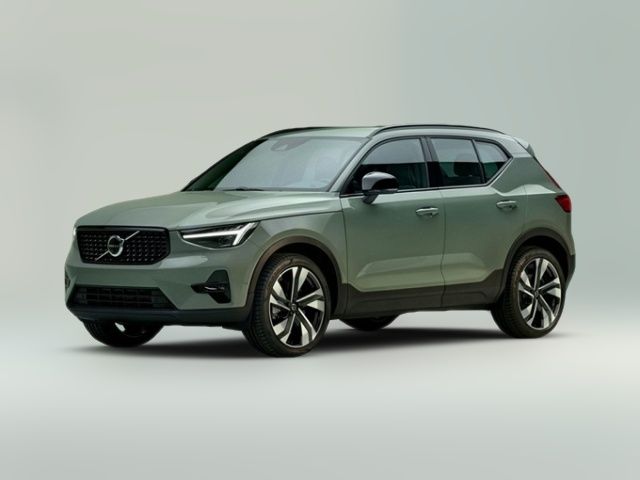 2024 Volvo XC40 Plus Dark Theme