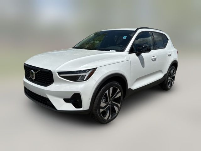 2024 Volvo XC40 Plus Dark Theme