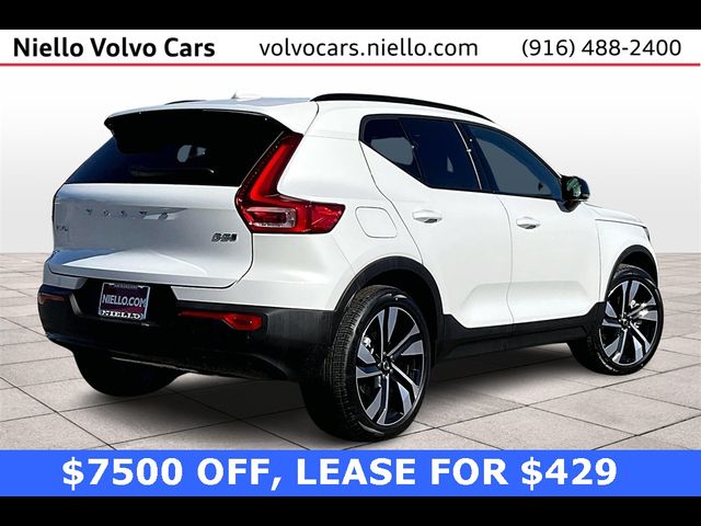 2024 Volvo XC40 Plus Dark Theme