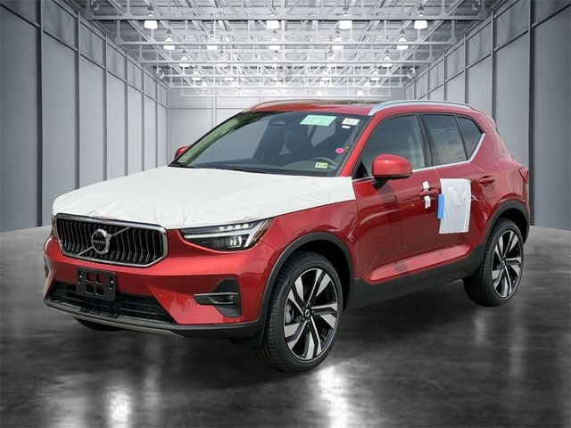 2024 Volvo XC40 Ultimate Bright Theme