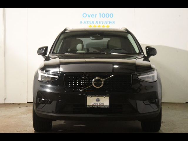 2024 Volvo XC40 Ultimate Dark Theme