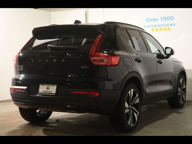 2024 Volvo XC40 Ultimate Dark Theme