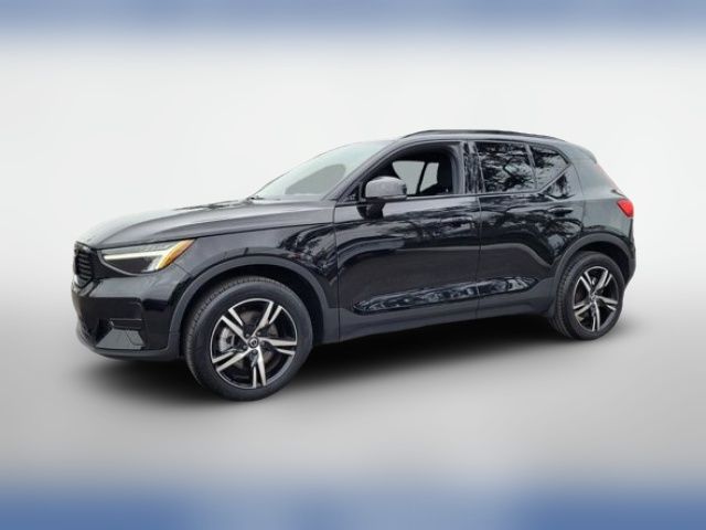 2024 Volvo XC40 