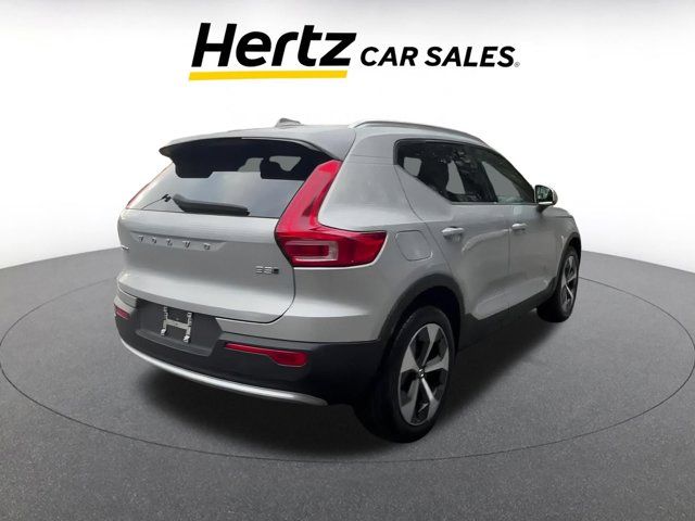 2024 Volvo XC40 