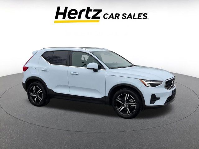 2024 Volvo XC40 