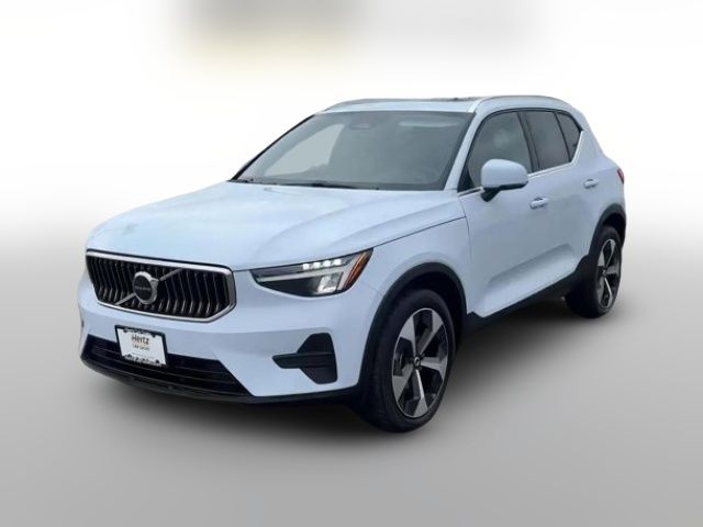 2024 Volvo XC40 