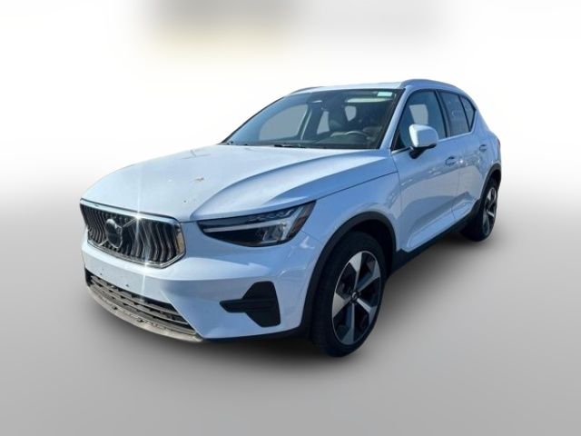 2024 Volvo XC40 