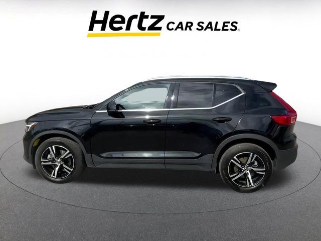 2024 Volvo XC40 