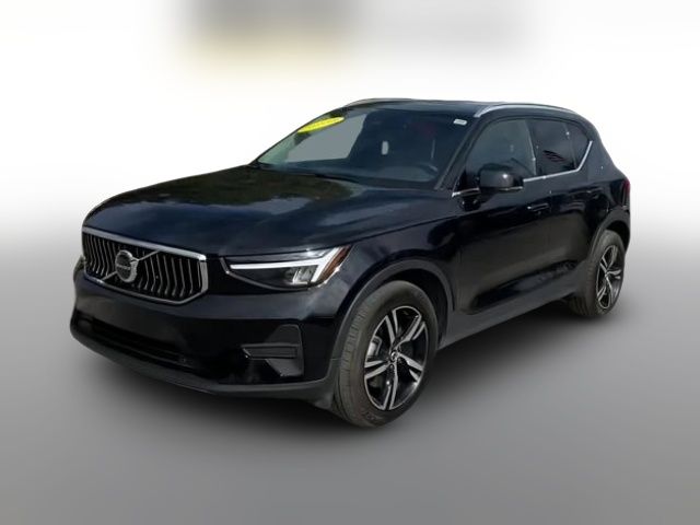 2024 Volvo XC40 