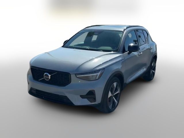 2024 Volvo XC40 