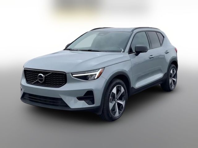 2024 Volvo XC40 