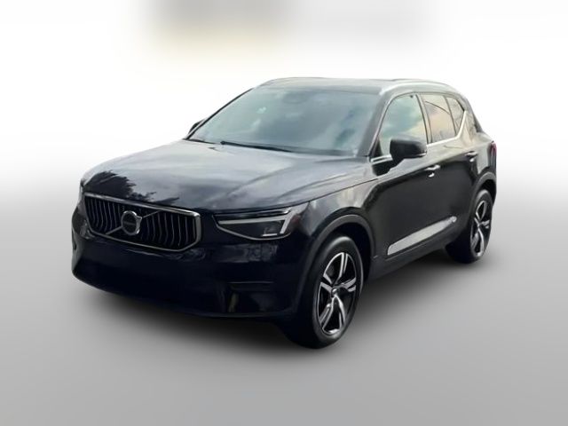 2024 Volvo XC40 