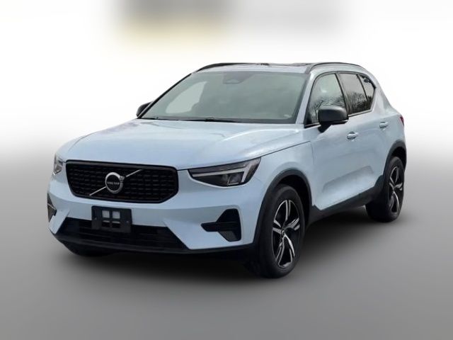 2024 Volvo XC40 