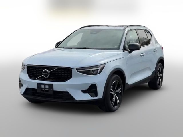 2024 Volvo XC40 