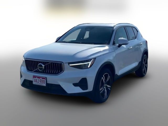 2024 Volvo XC40 