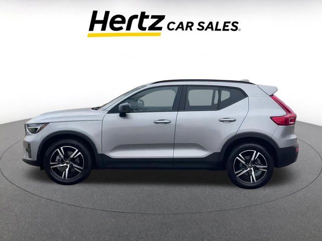 2024 Volvo XC40 