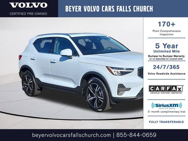 2024 Volvo XC40 Core Bright Theme