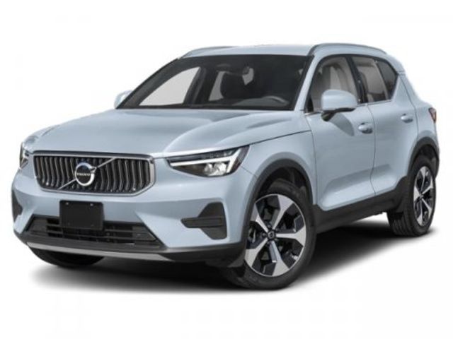 2024 Volvo XC40 Core Bright Theme