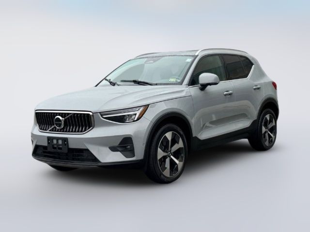 2024 Volvo XC40 Plus Bright Theme