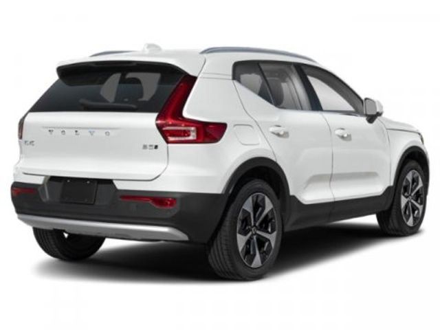 2024 Volvo XC40 Plus Bright Theme