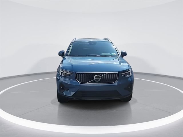 2024 Volvo XC40 Plus Bright Theme