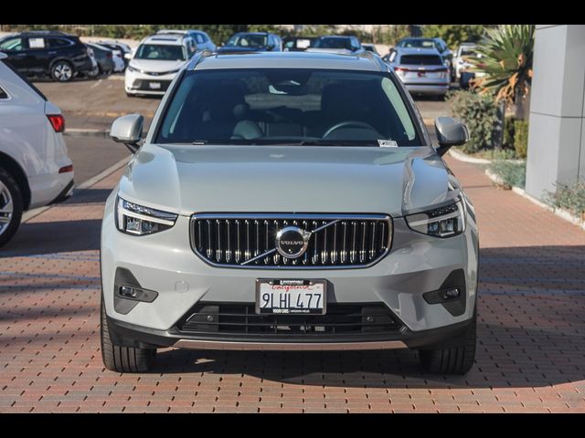 2024 Volvo XC40 Plus Bright Theme