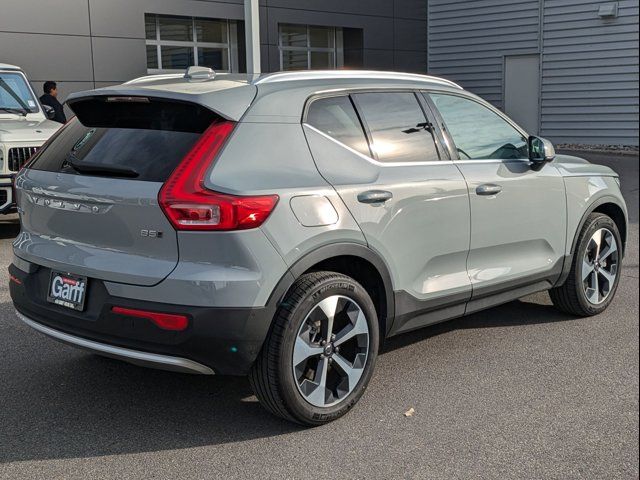 2024 Volvo XC40 Plus Bright Theme