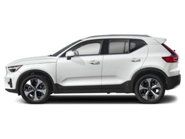 2024 Volvo XC40 Plus Bright Theme