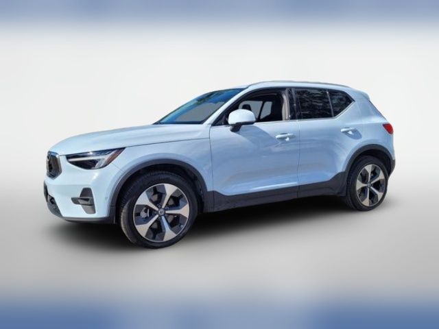 2024 Volvo XC40 Plus Bright Theme