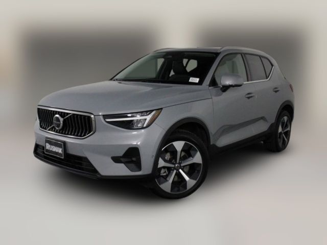 2024 Volvo XC40 Plus Bright Theme