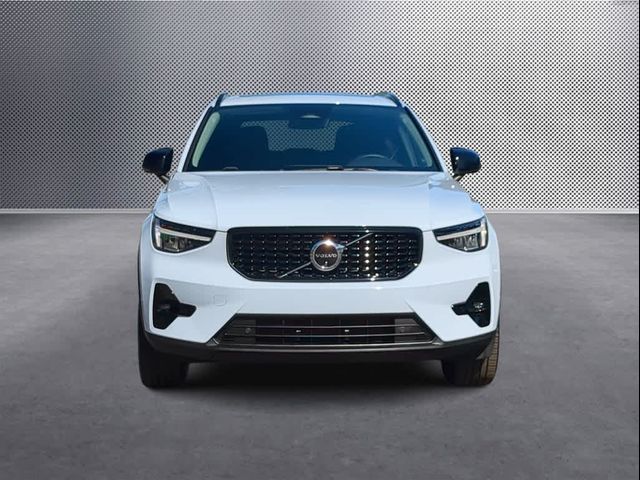 2024 Volvo XC40 Plus Dark Theme