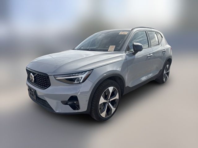 2024 Volvo XC40 Plus Dark Theme