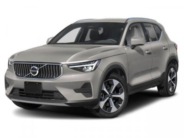 2024 Volvo XC40 Plus Dark Theme