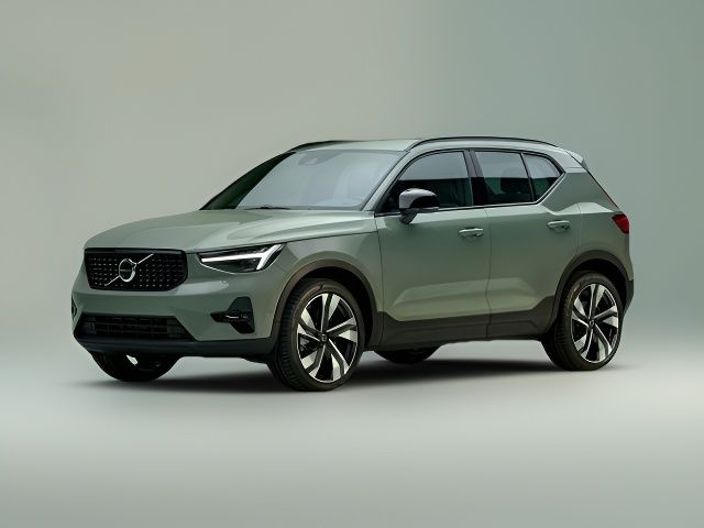 2024 Volvo XC40 Ultimate Bright Theme