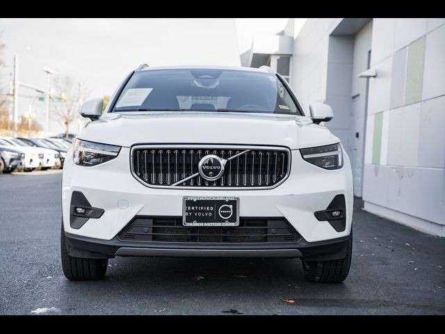 2024 Volvo XC40 Ultimate Bright Theme