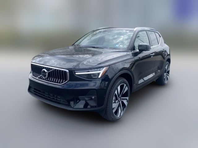 2024 Volvo XC40 Ultimate Bright Theme