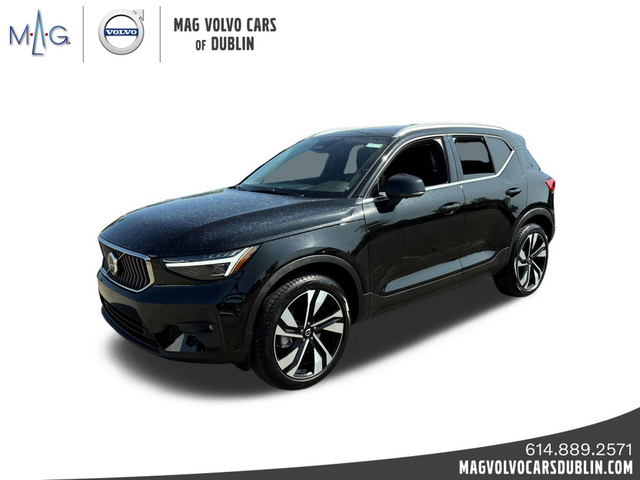 2024 Volvo XC40 Ultimate Bright Theme