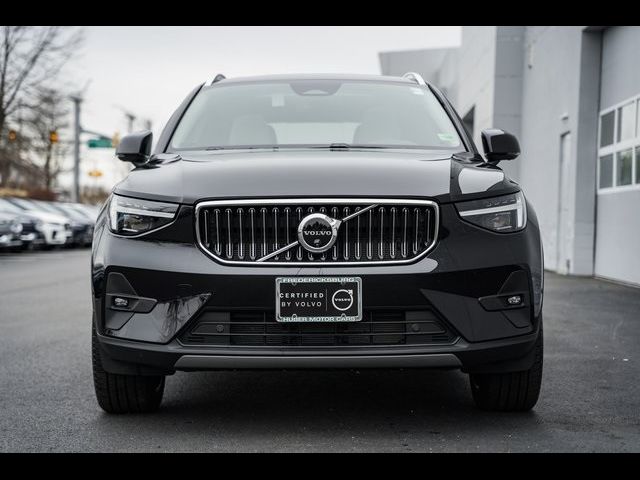 2024 Volvo XC40 Ultimate Bright Theme