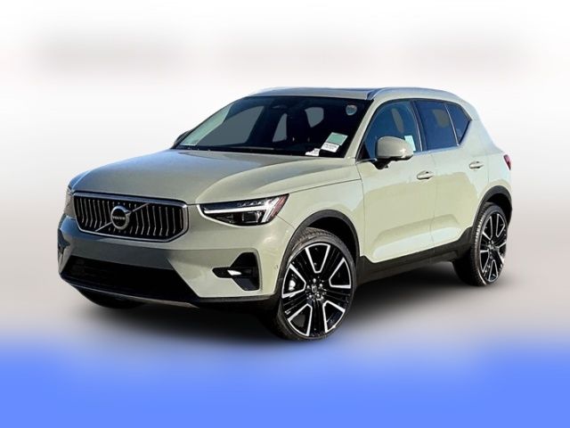 2024 Volvo XC40 Ultimate Bright Theme