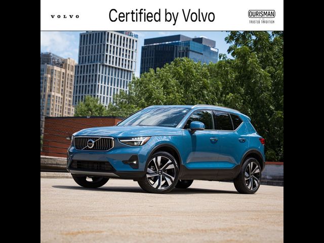 2024 Volvo XC40 Ultimate Bright Theme