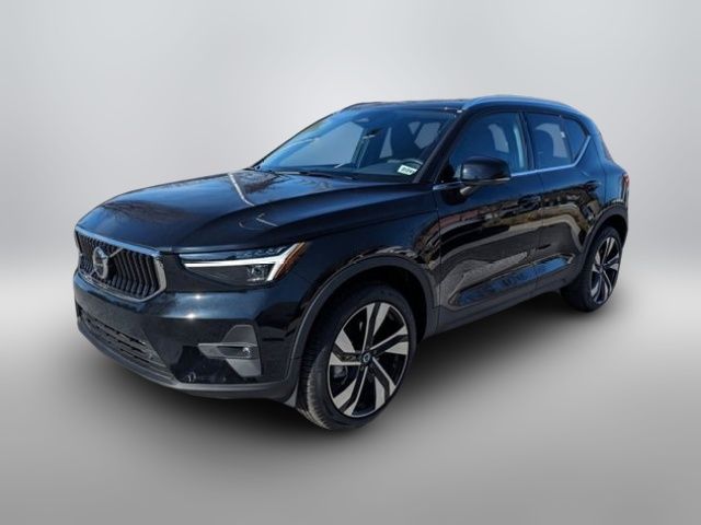2024 Volvo XC40 Ultimate Bright Theme