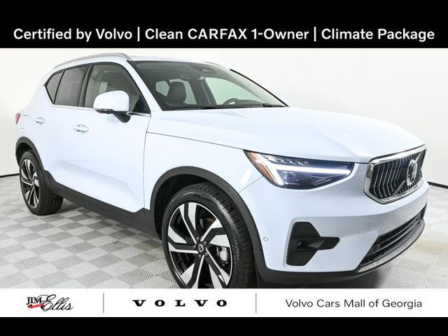 2024 Volvo XC40 Ultimate Bright Theme