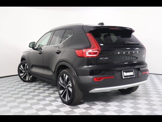 2024 Volvo XC40 Ultimate Bright Theme