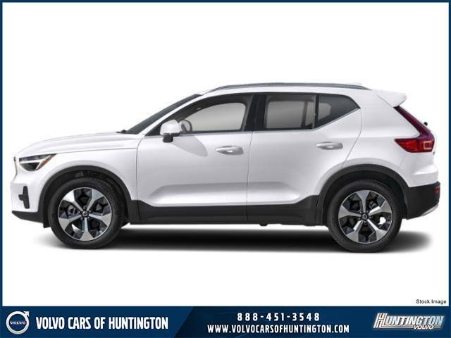 2024 Volvo XC40 Ultimate Bright Theme