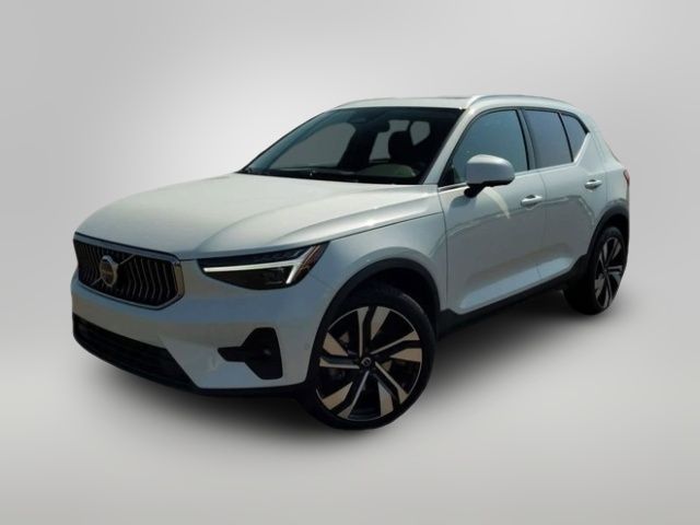 2024 Volvo XC40 Ultimate Bright Theme