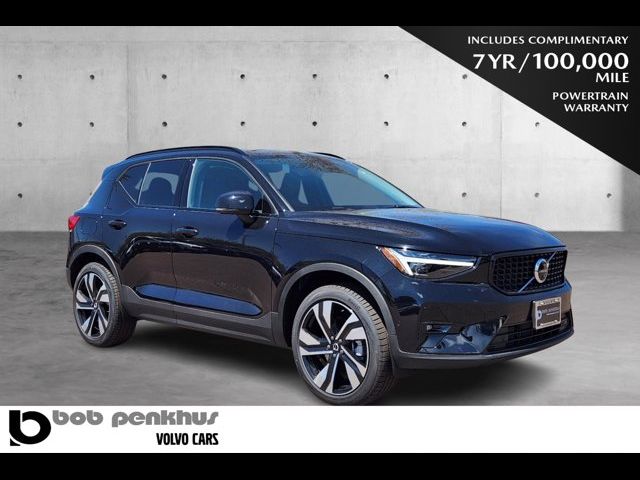 2024 Volvo XC40 Ultimate Dark Theme